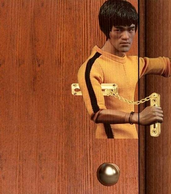 Bruce Lee na straży Twoich drzwi